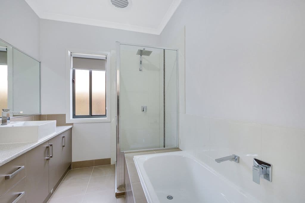 35 Hidcote Terrace, Epping VIC 3076, Epping - Thumbnail 8