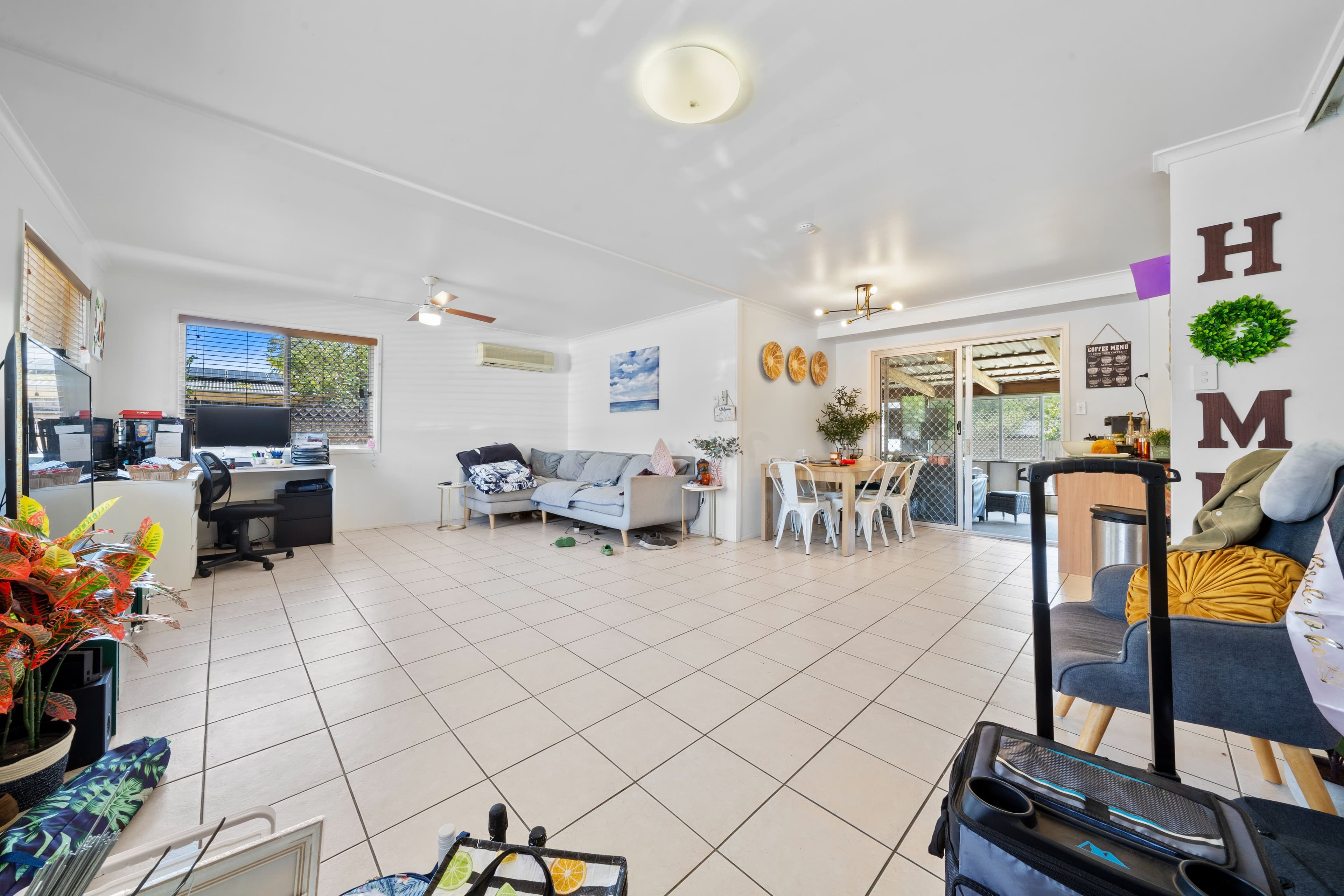 287 Logan Street, Eagleby QLD 4207, Eagleby - Thumbnail 3