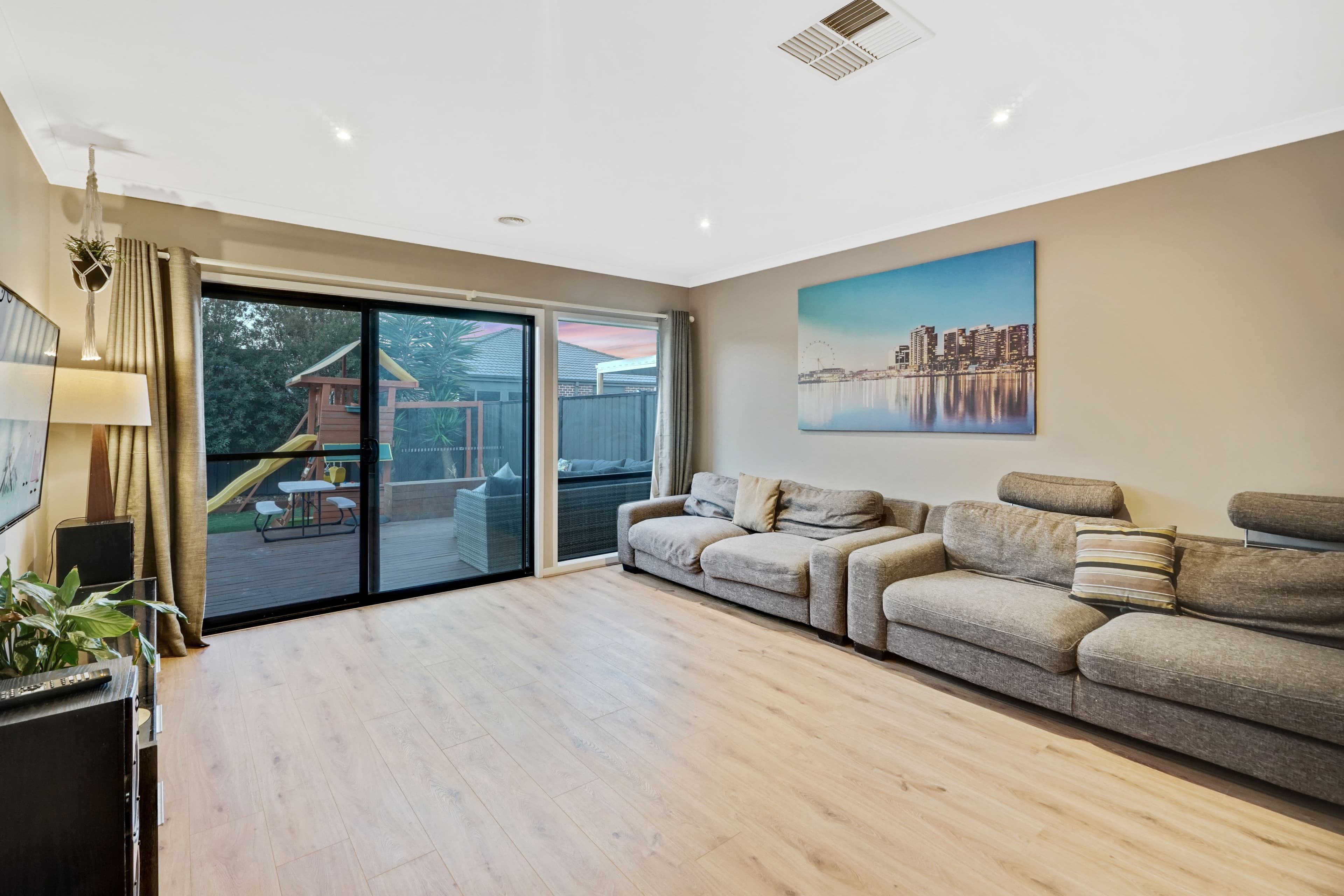 10 MINTARRA Road, Tarneit VIC 3029, Tarneit - Thumbnail 5
