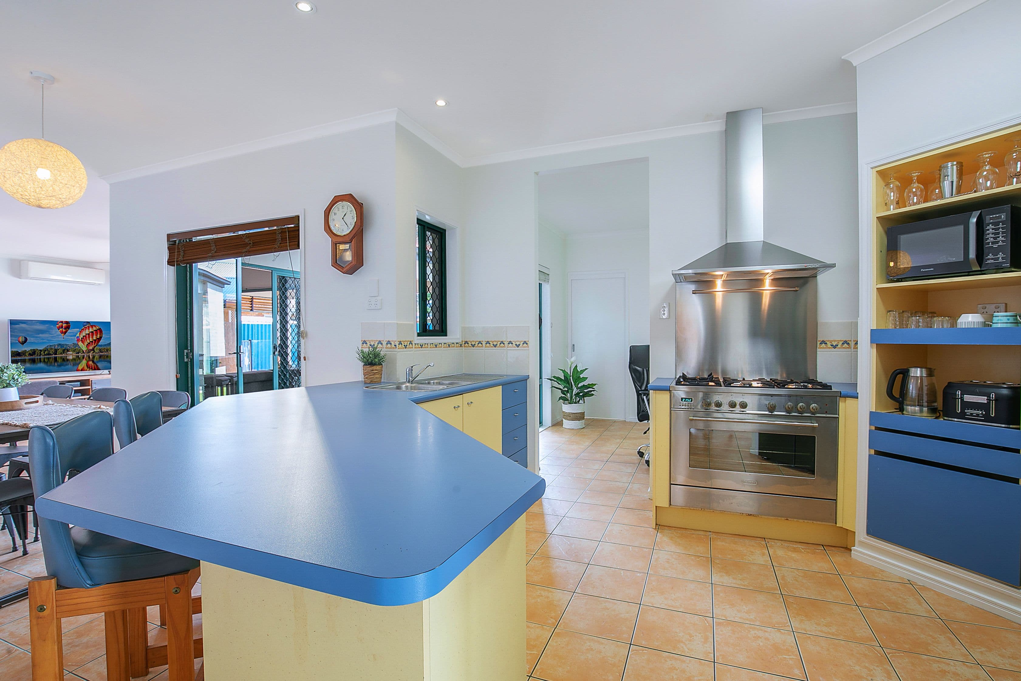 2 Frawley Street, Scarborough QLD 4020, Scarborough - Thumbnail 3