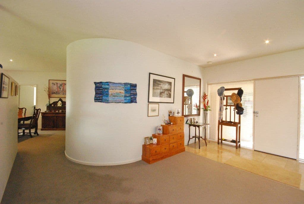 15 St Glens Way, LAKE GARDENS VIC 3355, Lake Gardens - Thumbnail 8