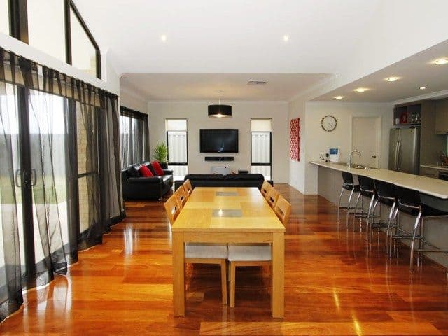 71 Daleford Way, SOUTHERN RIVER WA 6110, Southern River - Thumbnail 3