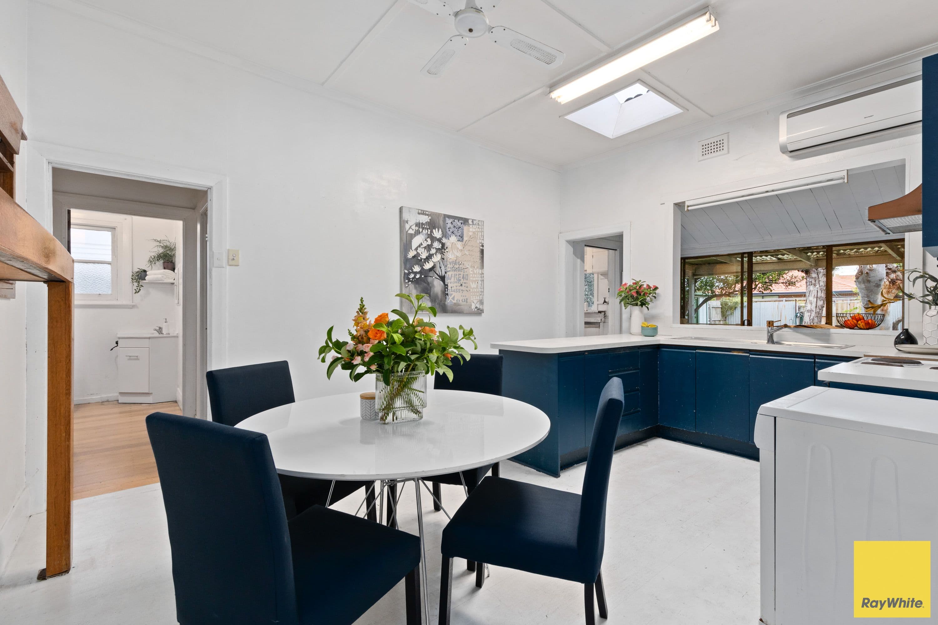 22 Seaview Crescent, Seaholme VIC 3018, Seaholme - Thumbnail 8