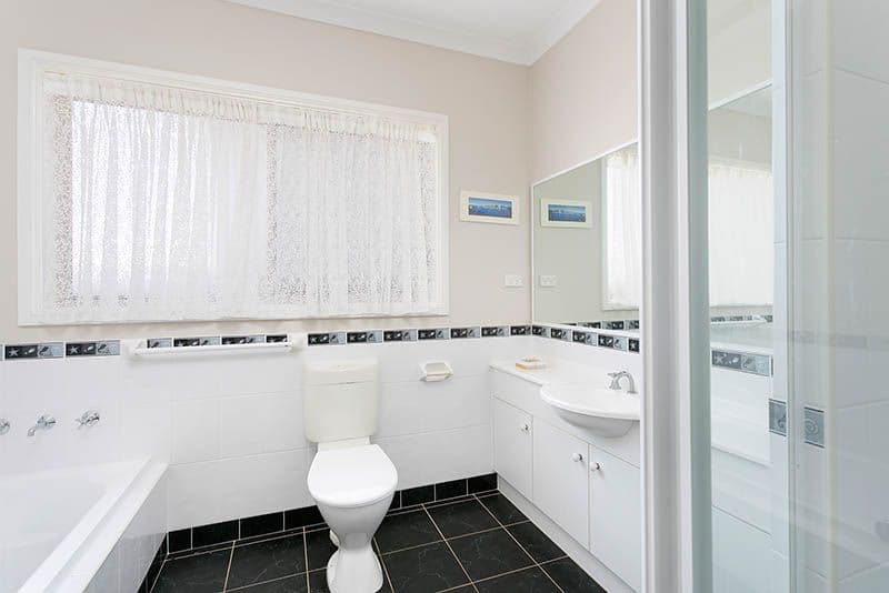 15 Hinchinbrook Drive, Shell Cove - Thumbnail 5