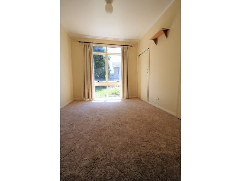 13 Murrock Street, Simpson VIC 3266, Simpson - Thumbnail 8