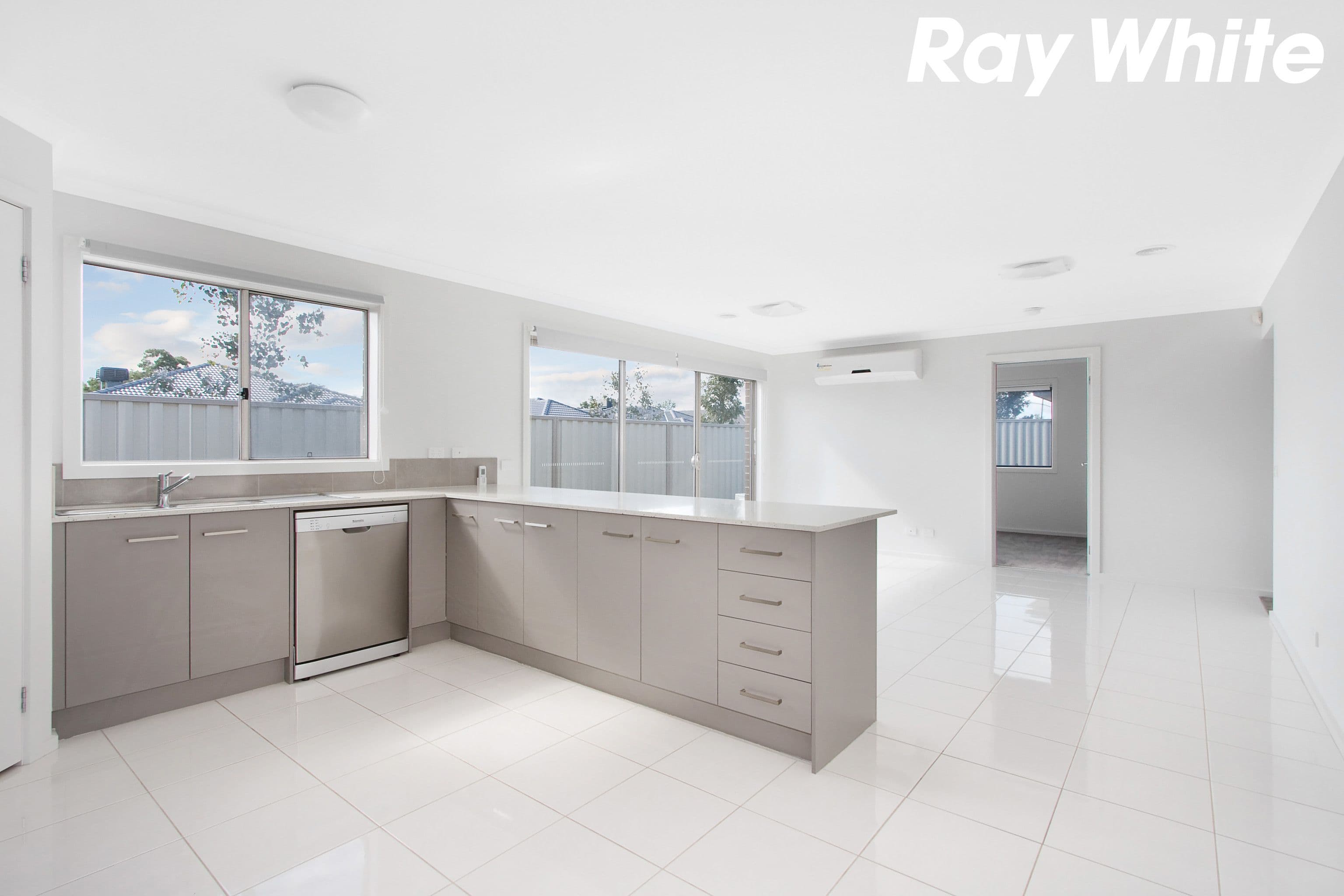 20 Willowtree Drive, Pakenham VIC 3810, Pakenham - Thumbnail 7