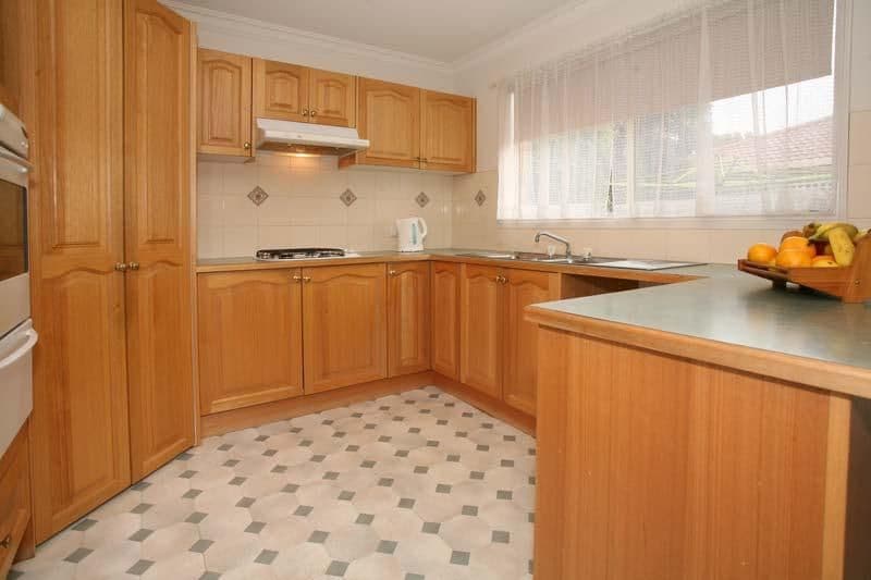 17 Richard Street, GLEN WAVERLEY VIC 3150, Glen Waverley - Thumbnail 2