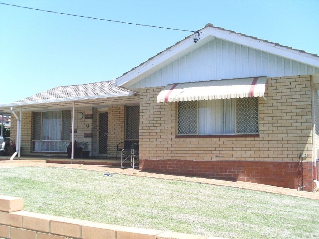 6 Walter Street, BERESFORD WA 6530, Beresford - Image 1