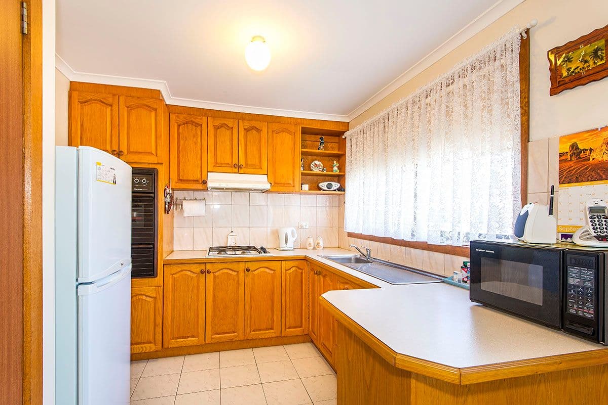 38 Moorhead Drive, MILL PARK VIC 3082, Mill Park - Thumbnail 2