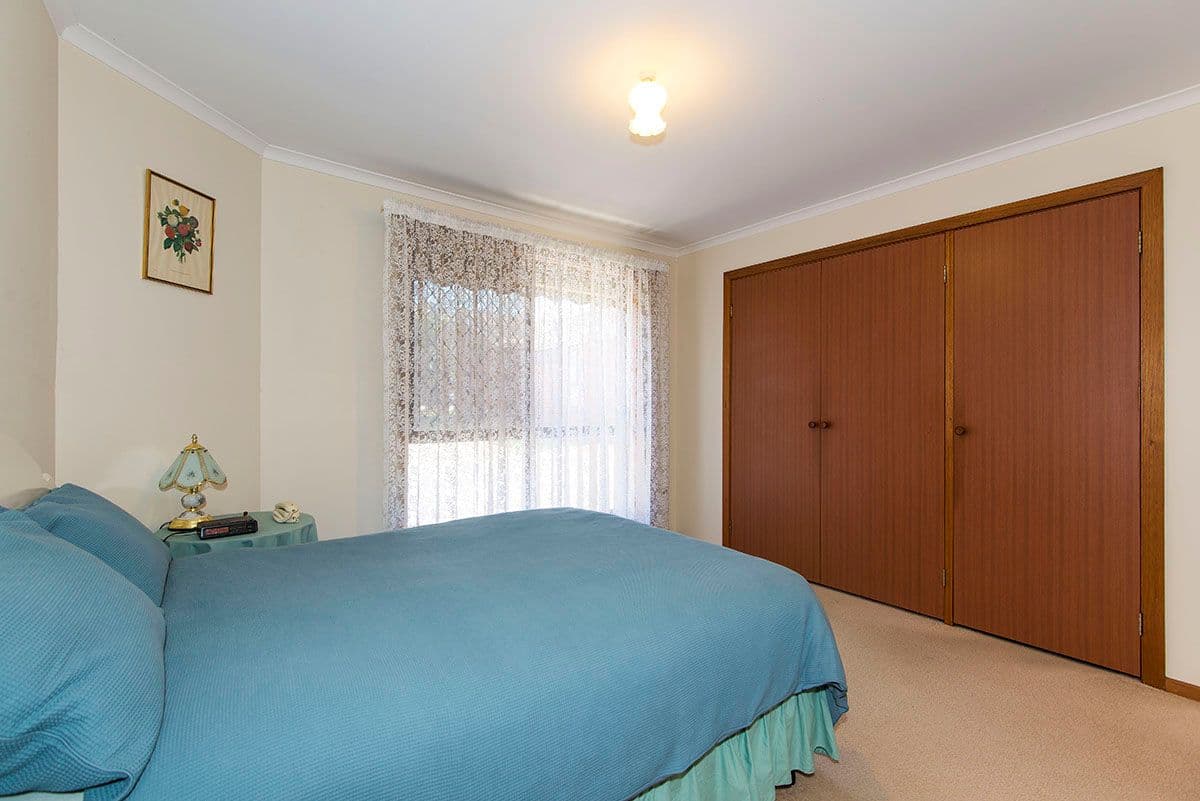 38 Moorhead Drive, MILL PARK VIC 3082, Mill Park - Thumbnail 5