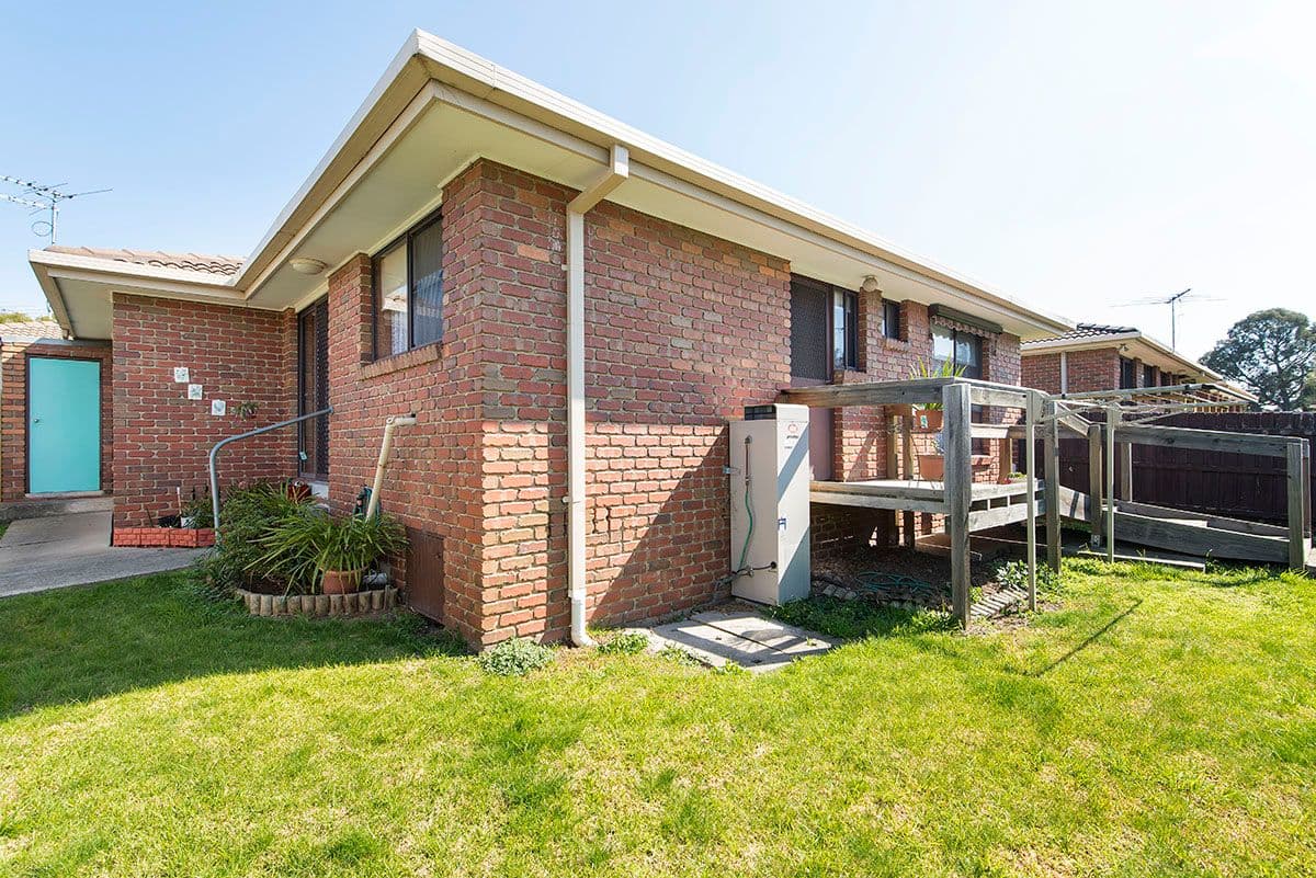 38 Moorhead Drive, MILL PARK VIC 3082, Mill Park - Thumbnail 7