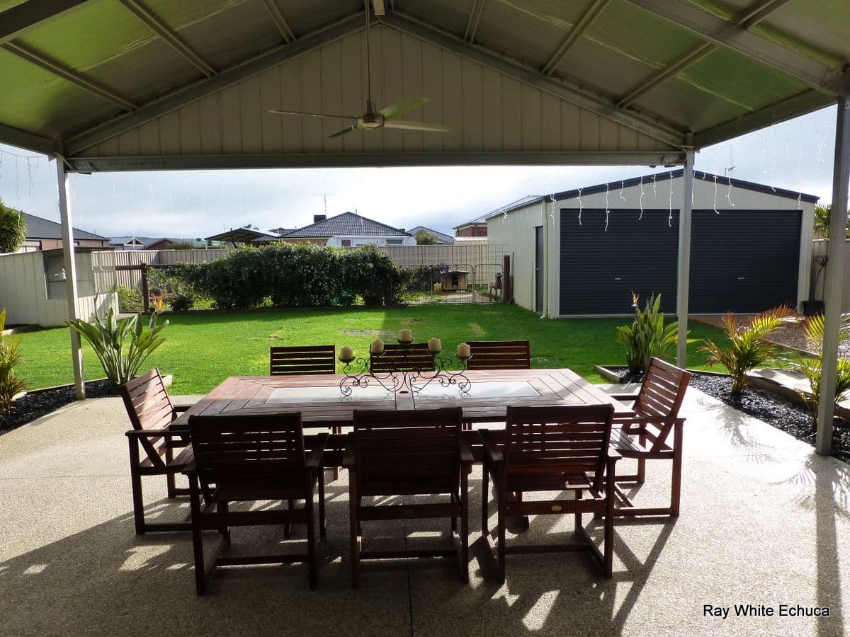 25 McLachlan Road, ECHUCA VIC 3564, Echuca - Thumbnail 7