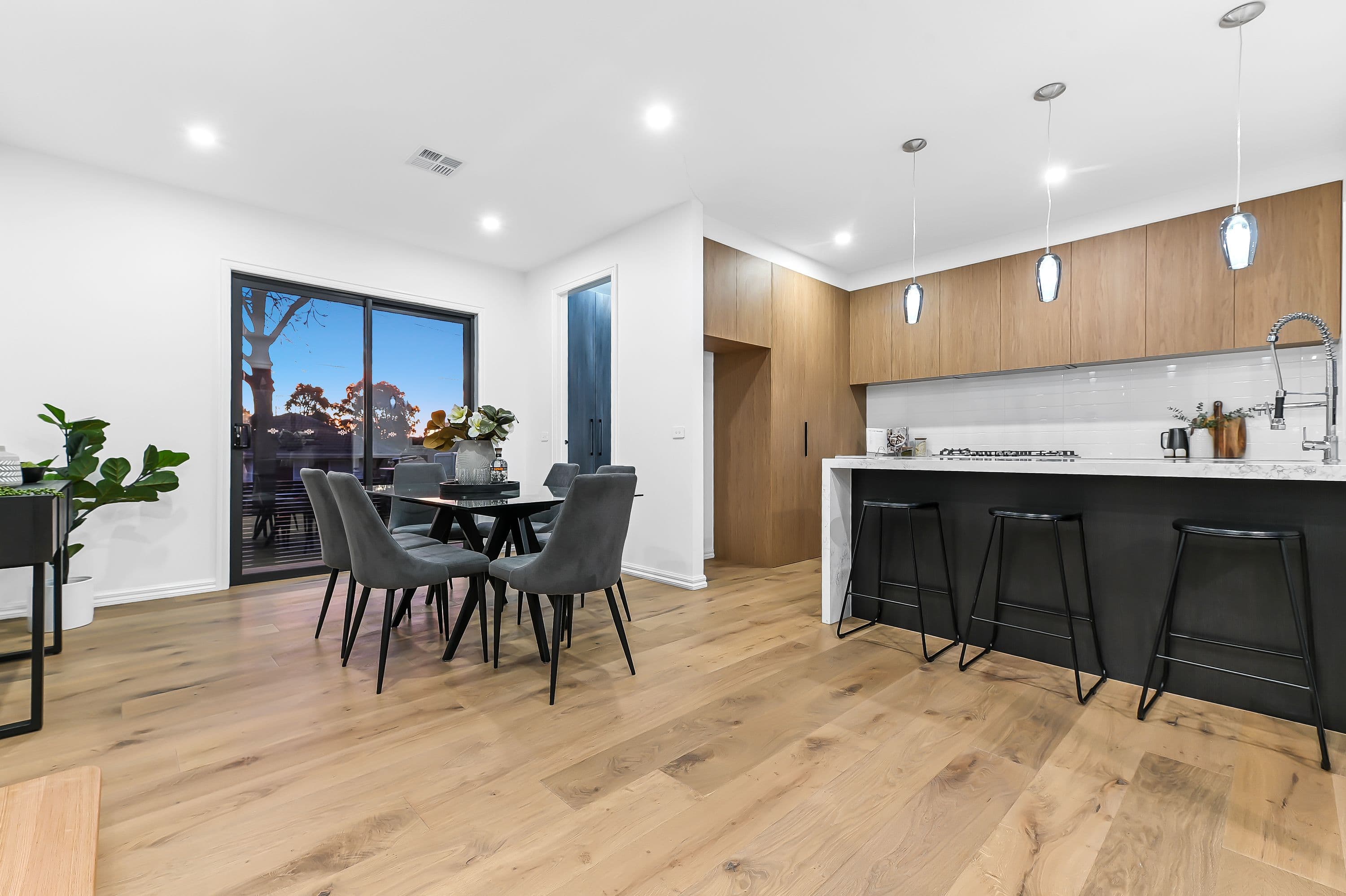9 Bertrand Avenue, Mulgrave VIC 3170, Mulgrave - Thumbnail 4