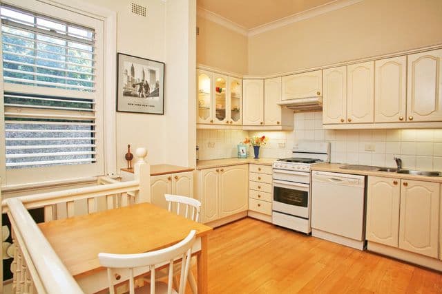 21 Waiwera Street, MCMAHONS POINT NSW 2060, McMahons Point - Thumbnail 3