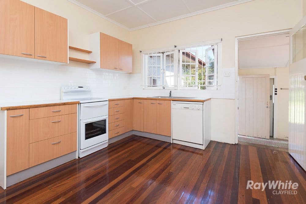 20 Highcrest Avenue, Wavell Heights QLD 4012, Wavell Heights - Thumbnail 5