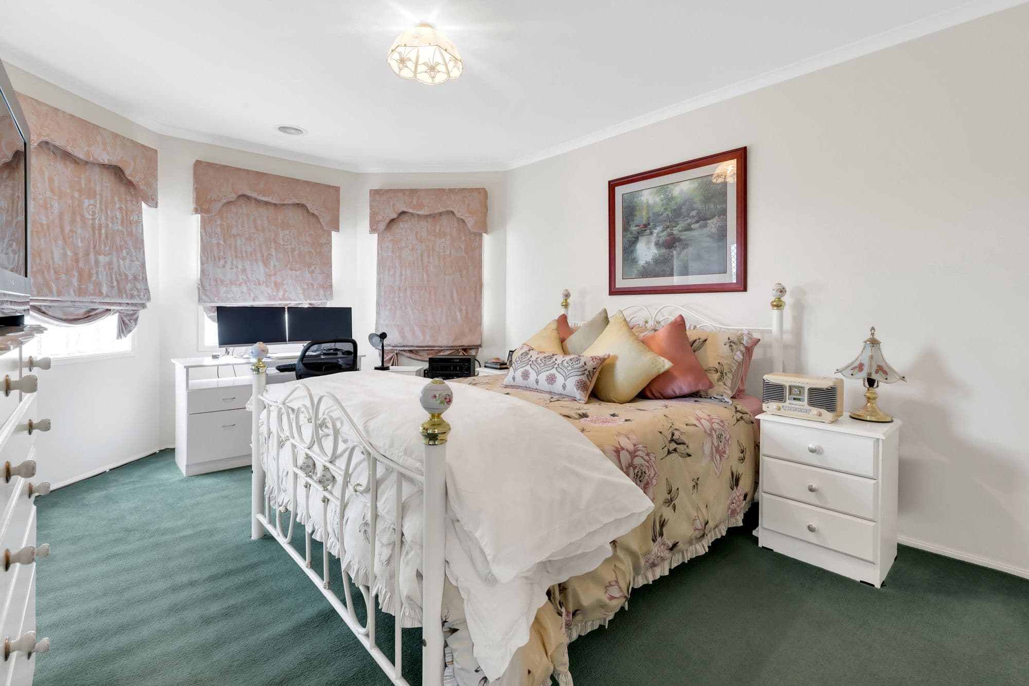 27 Oleander Drive, Hoppers Crossing VIC 3029, Hoppers Crossing - Thumbnail 2