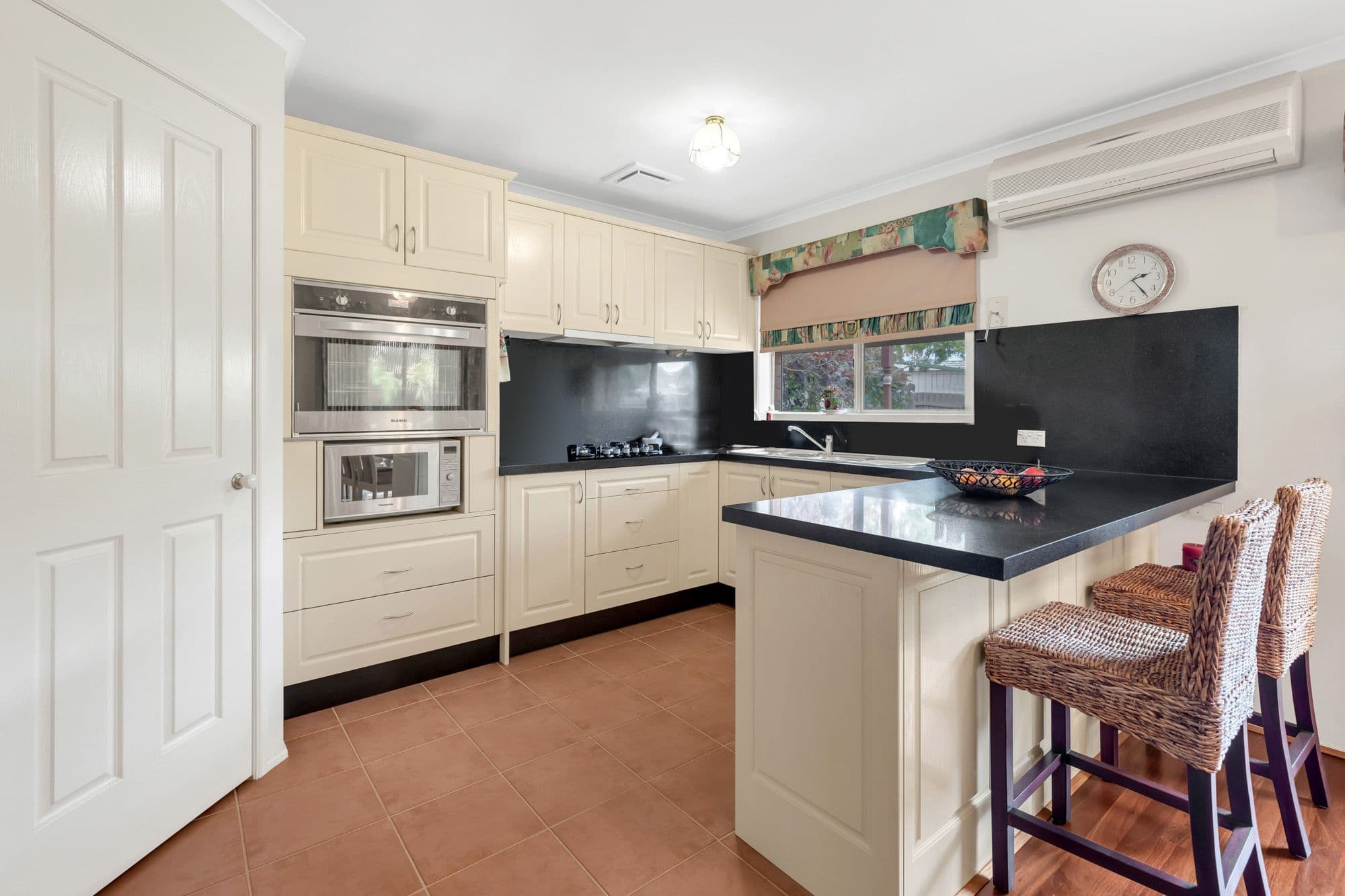 27 Oleander Drive, Hoppers Crossing VIC 3029, Hoppers Crossing - Thumbnail 4