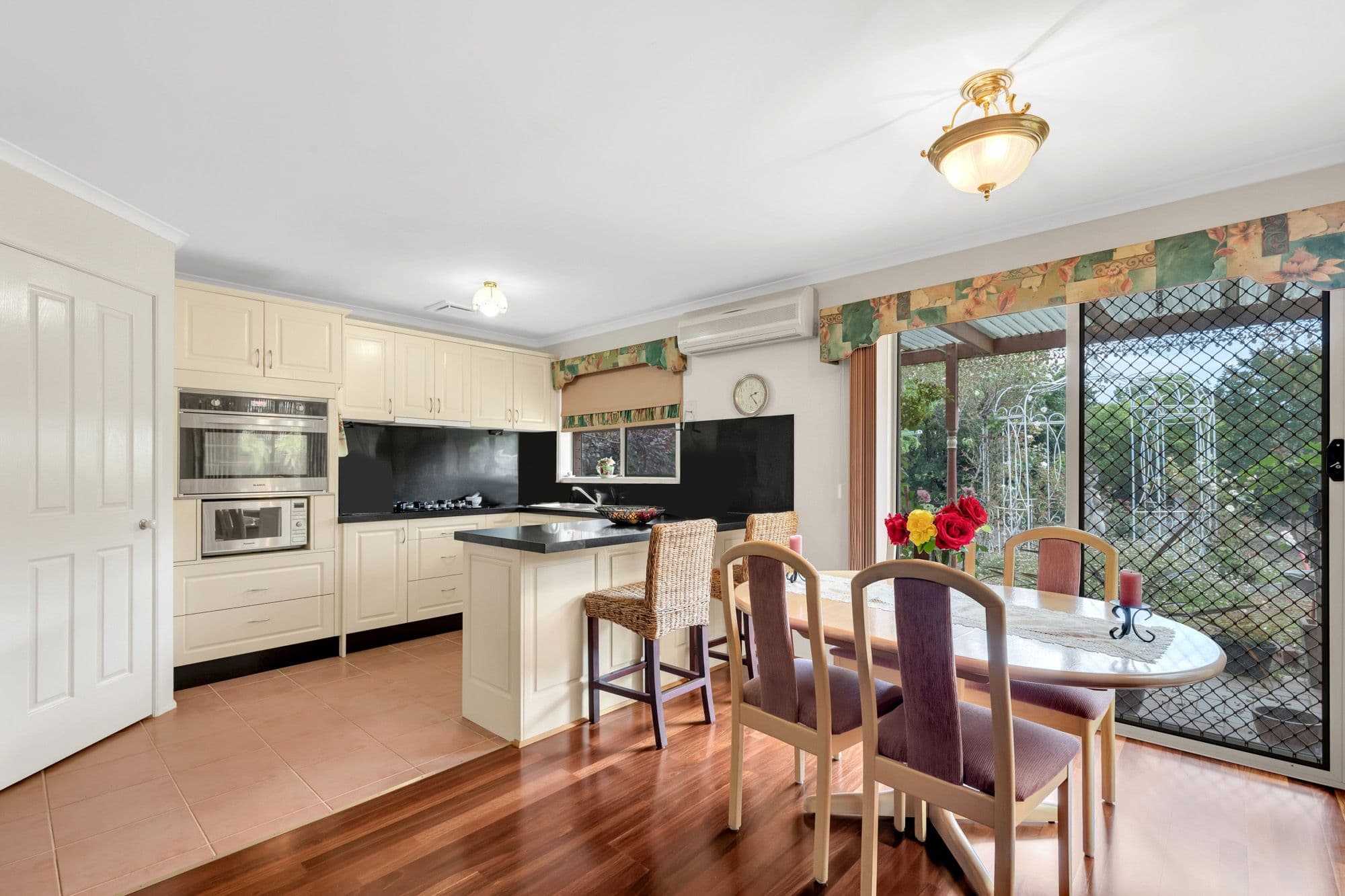 27 Oleander Drive, Hoppers Crossing VIC 3029, Hoppers Crossing - Thumbnail 5
