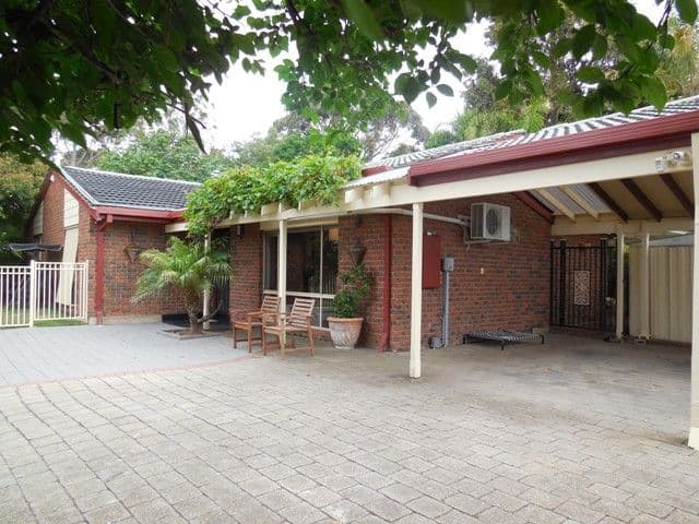 118 Broadmeadow Drive, FLAGSTAFF HILL SA 5159, Flagstaff Hill - Thumbnail 4