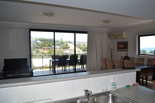 Unit  20, 30 Queen Street, Yeppoon QLD 4703, Yeppoon - Thumbnail 2