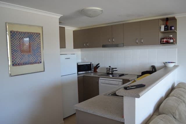 Unit  20, 30 Queen Street, Yeppoon QLD 4703, Yeppoon - Thumbnail 3