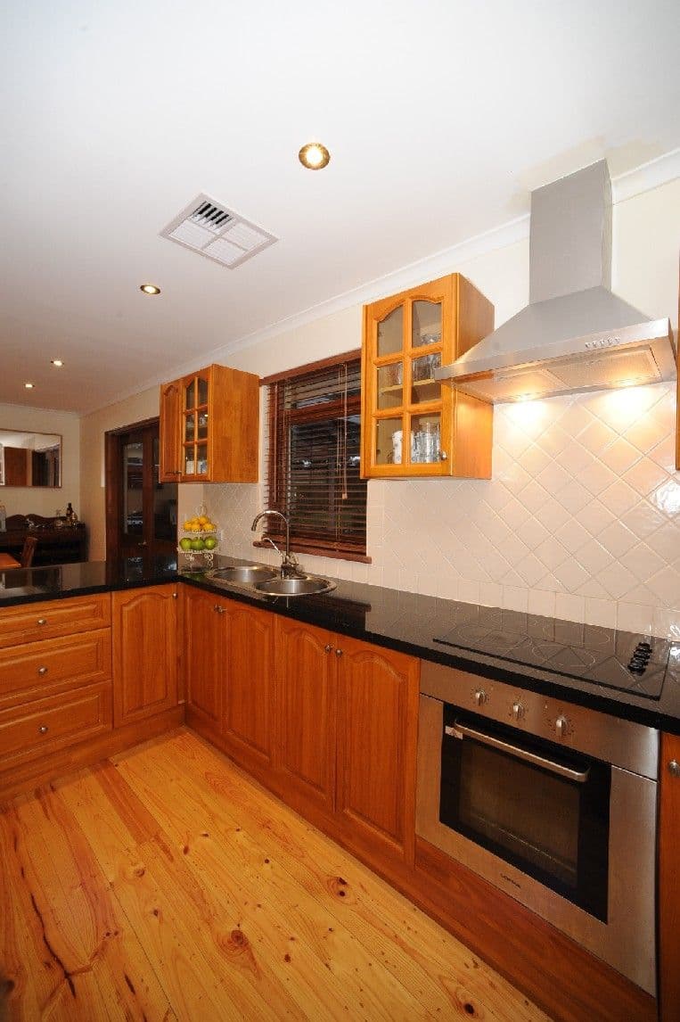 5 Roxanne Avenue, ABERFOYLE PARK SA 5159, Aberfoyle Park - Thumbnail 5