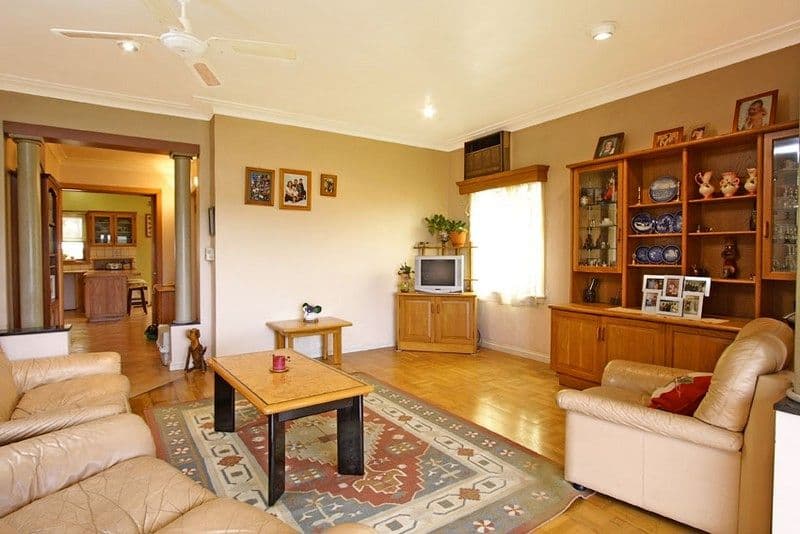 113 Barrenjoey Road, MONA VALE NSW 2103, Mona Vale - Thumbnail 2