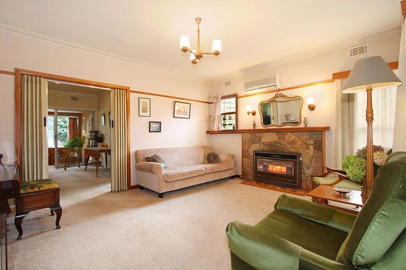 9 Bakers Road, OAKLEIGH SOUTH VIC 3167, Oakleigh South - Thumbnail 2