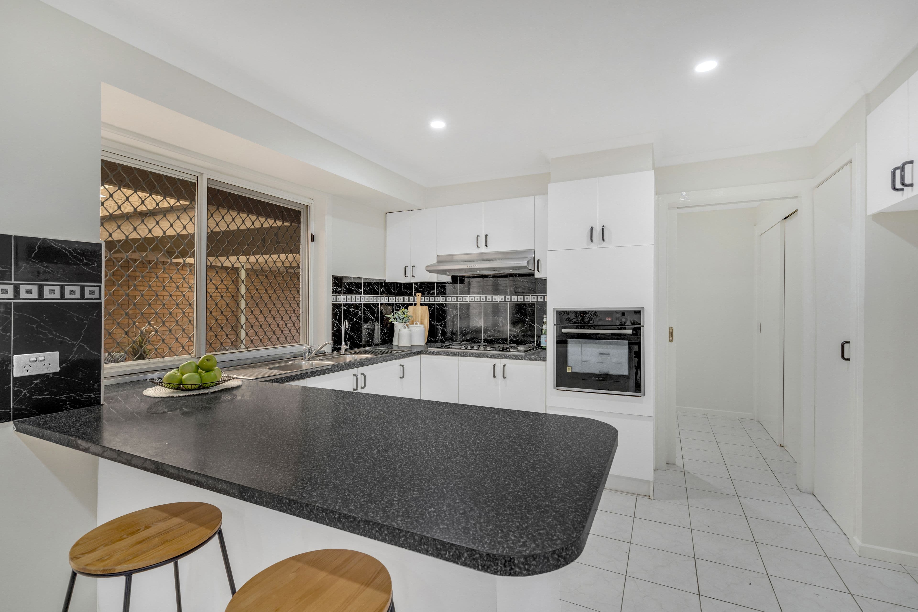 43 Stainsby Crescent, Roxburgh Park VIC 3064, Roxburgh Park - Thumbnail 5