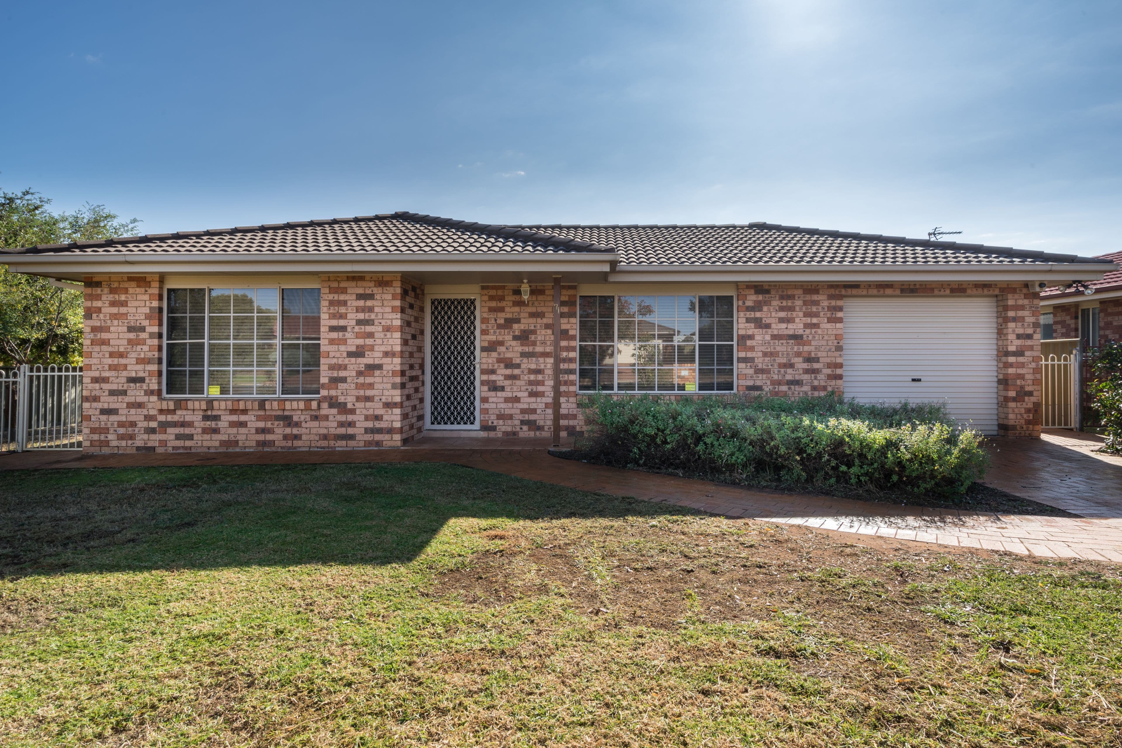 71 Twickenham Drive, Dubbo - Image 1