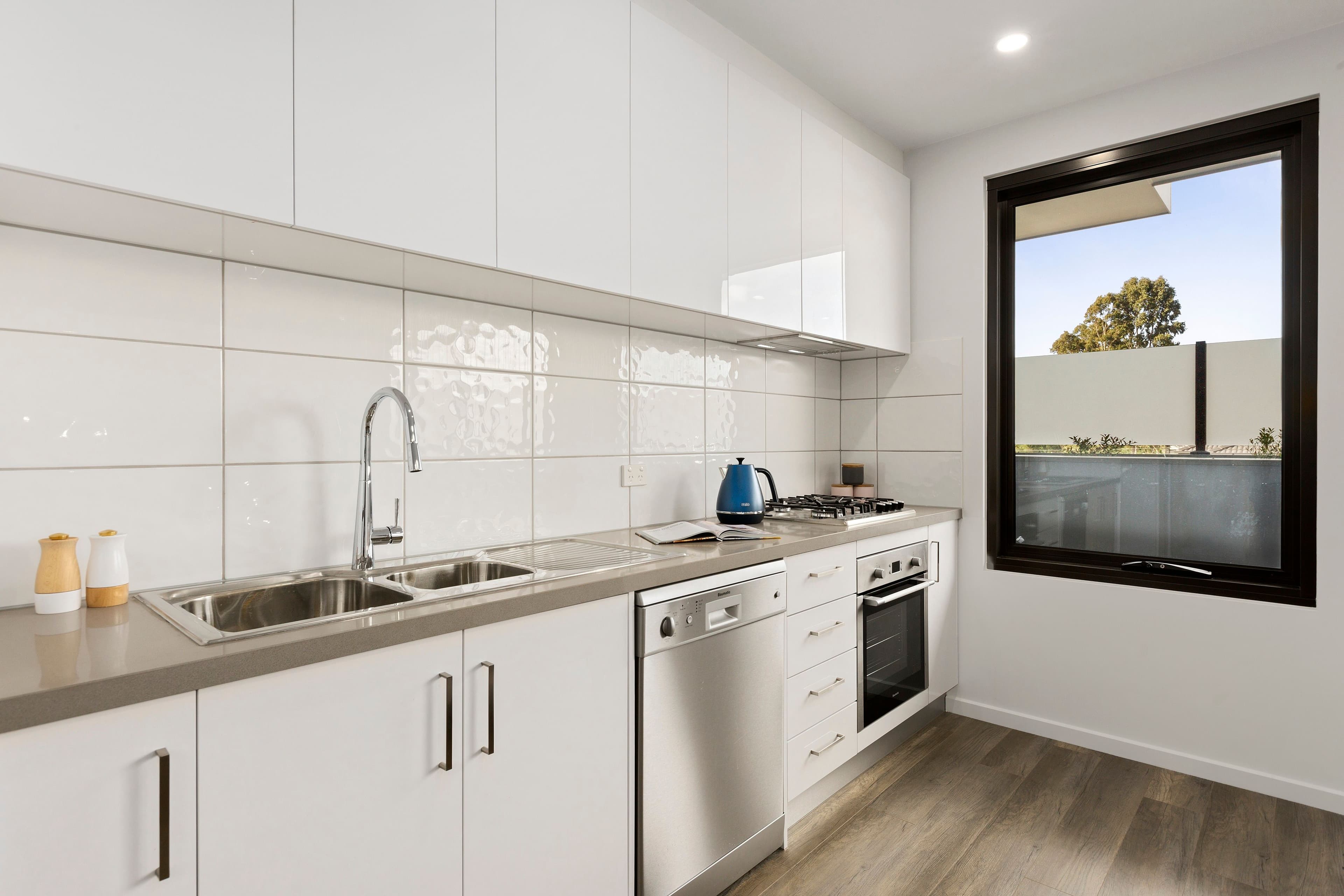 452 Waterdale Road, Heidelberg Heights VIC 3081, Heidelberg Heights - Thumbnail 3