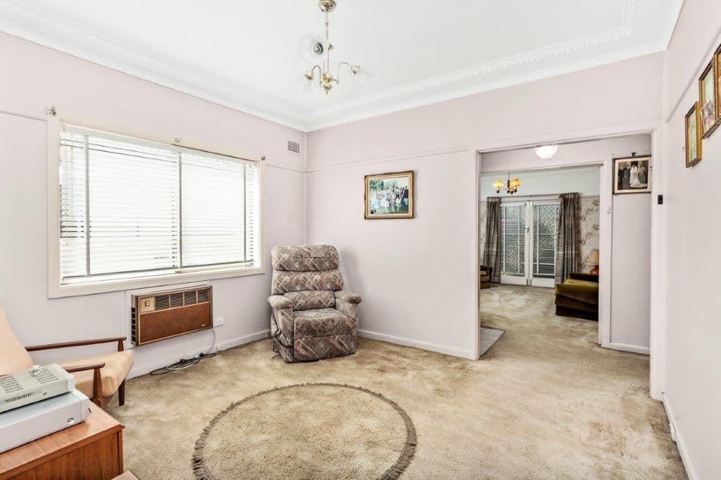 27 Earls Avenue, Riverwood - Thumbnail 4