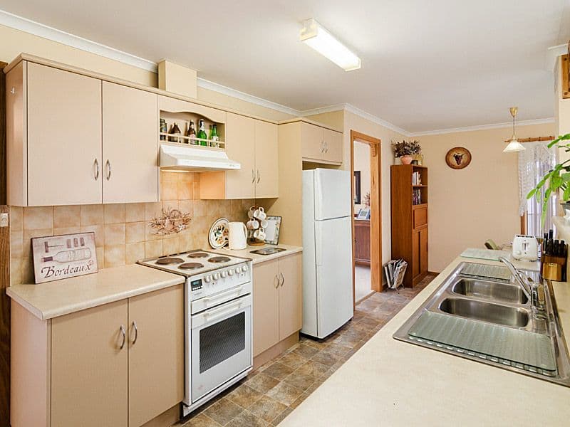 76 Zanker Drive, MOUNT BARKER SA 5251, Mount Barker - Thumbnail 3