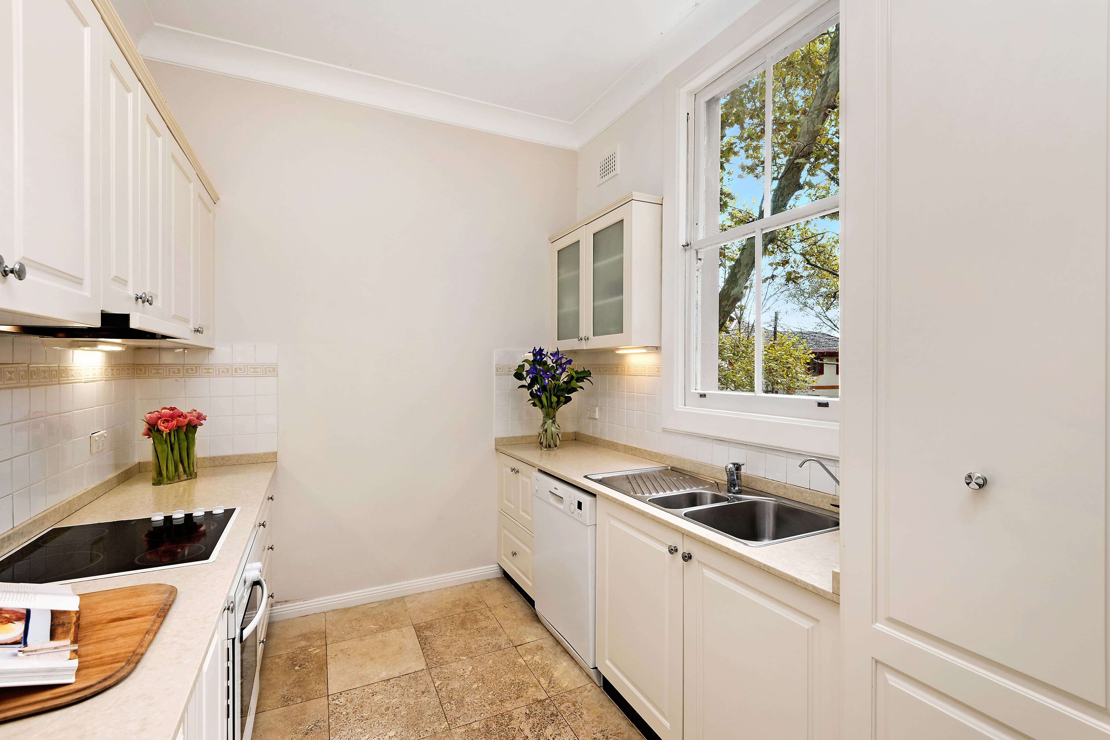 21 Trelawney Street, Woollahra NSW 2025, Woollahra - Thumbnail 4