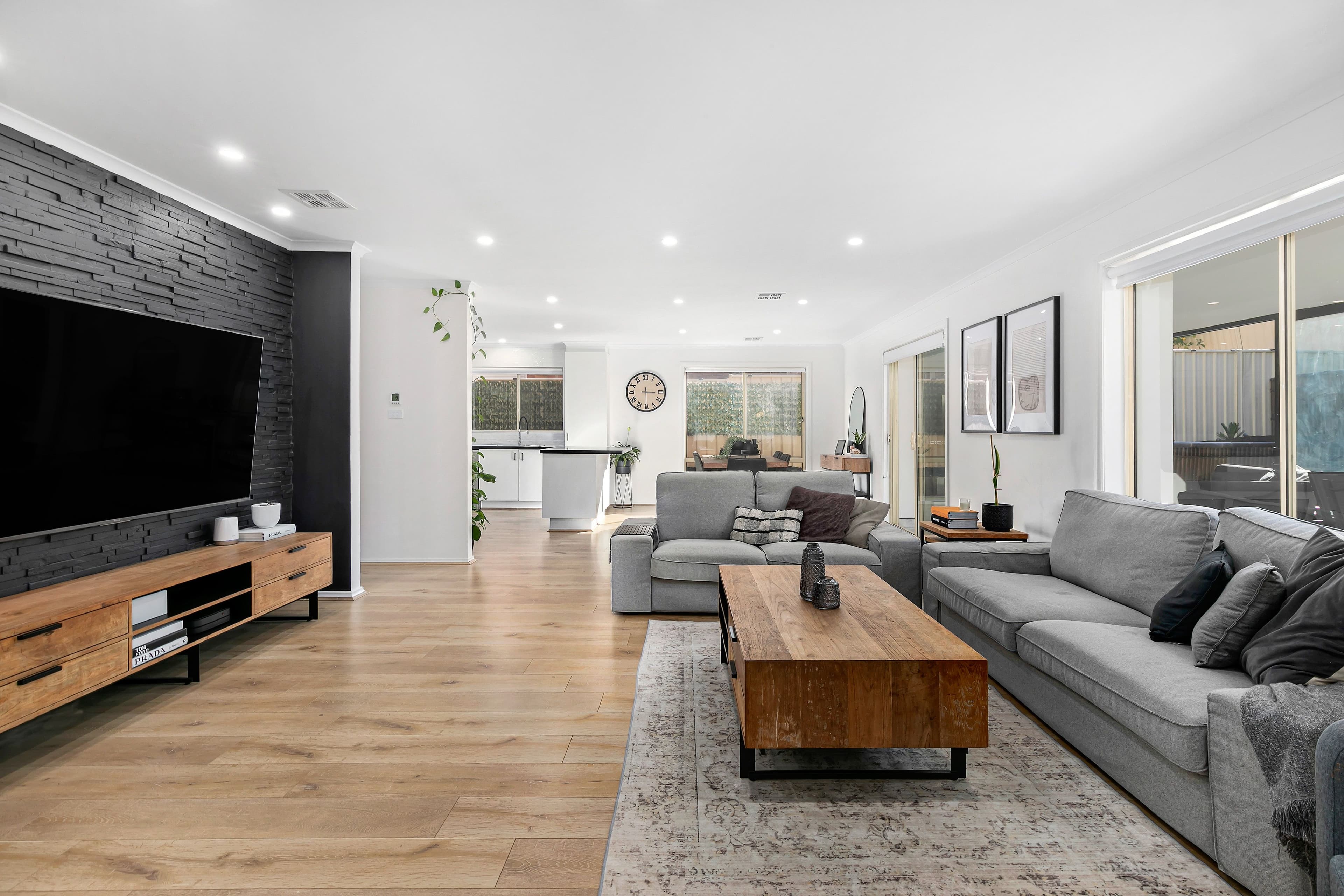 17 Arkley Drive, Greenvale VIC 3059, Greenvale - Thumbnail 4