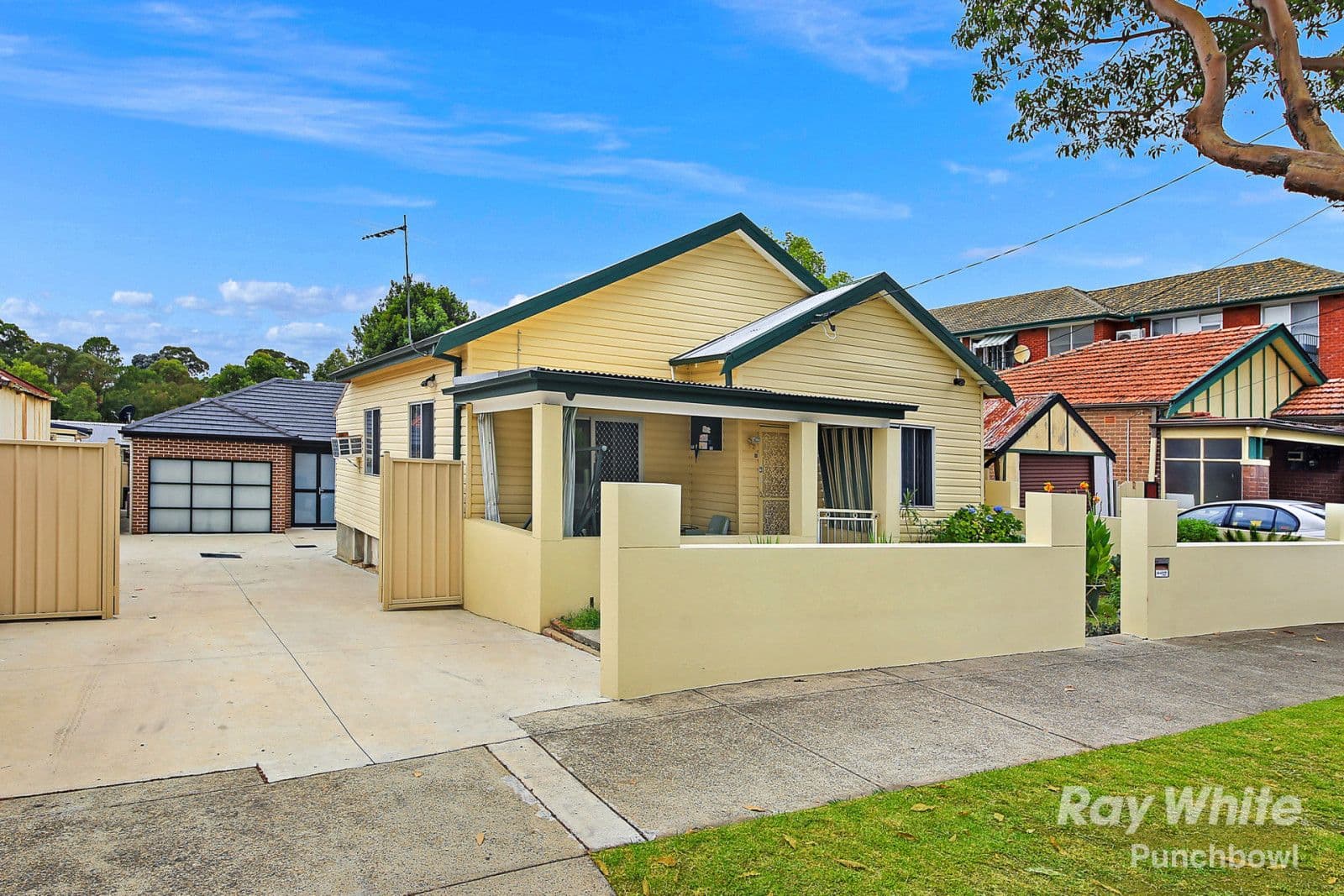 6 Renown Avenue, Wiley Park - Image 1