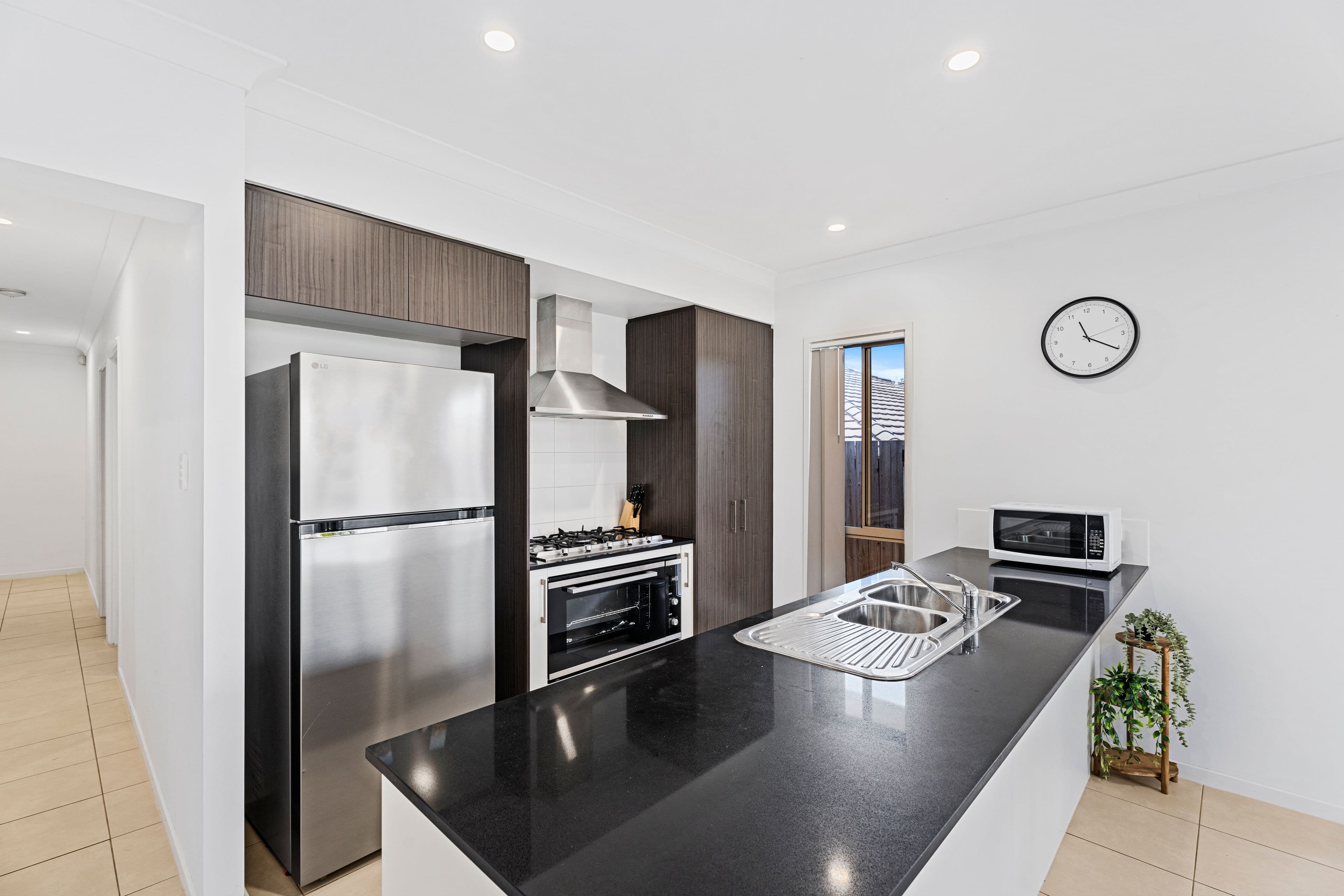 9 Banksia Road, Coomera QLD 4209, Coomera - Thumbnail 4
