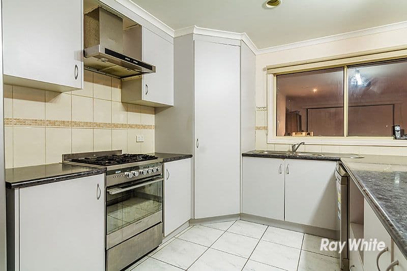 16 Tuscan Court, Lyndhurst VIC 3975, Lyndhurst - Thumbnail 6
