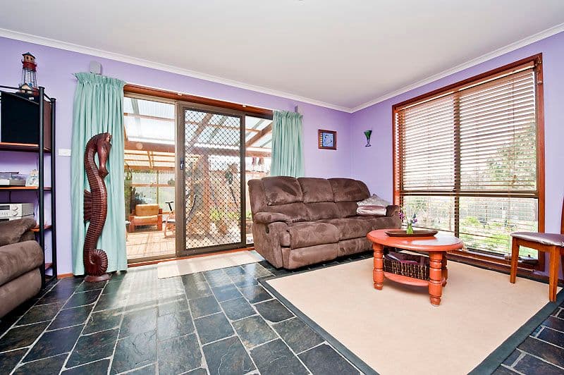 13 Martley Circuit, CALWELL ACT 2905, Calwell - Thumbnail 2