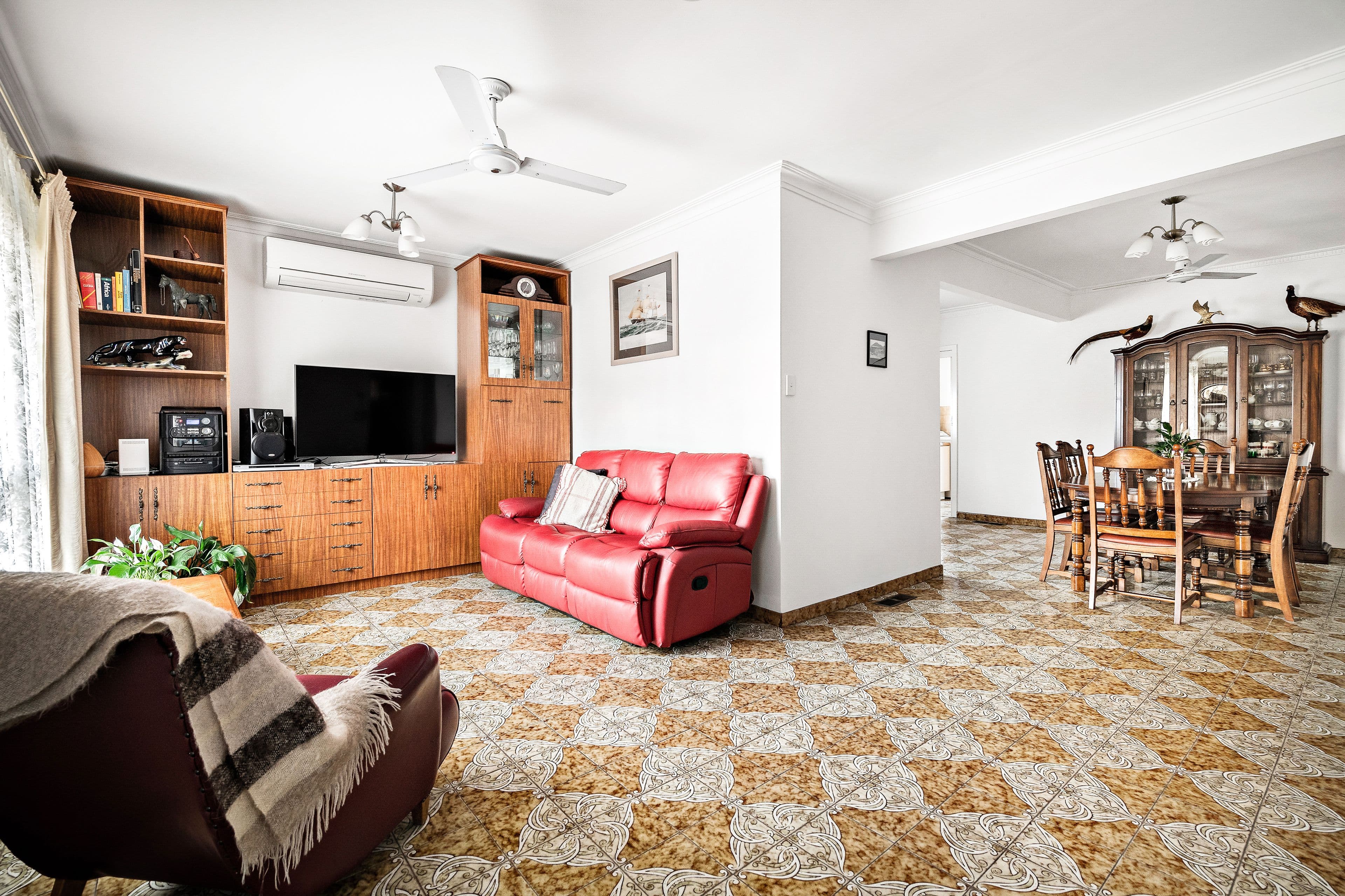 4 Irvin Court, Fawkner VIC 3060, Fawkner - Thumbnail 2