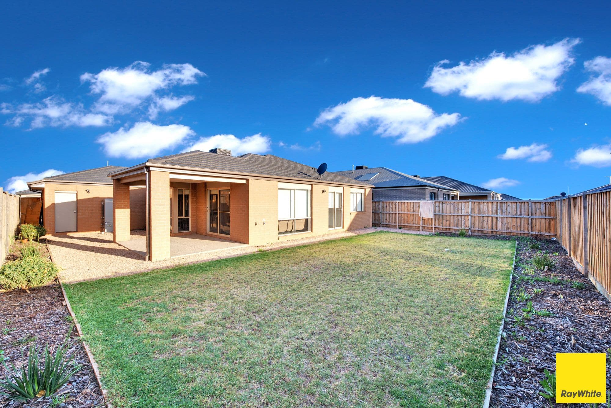 6 Brunswick Drive, Truganina VIC 3029, Truganina - Thumbnail 2