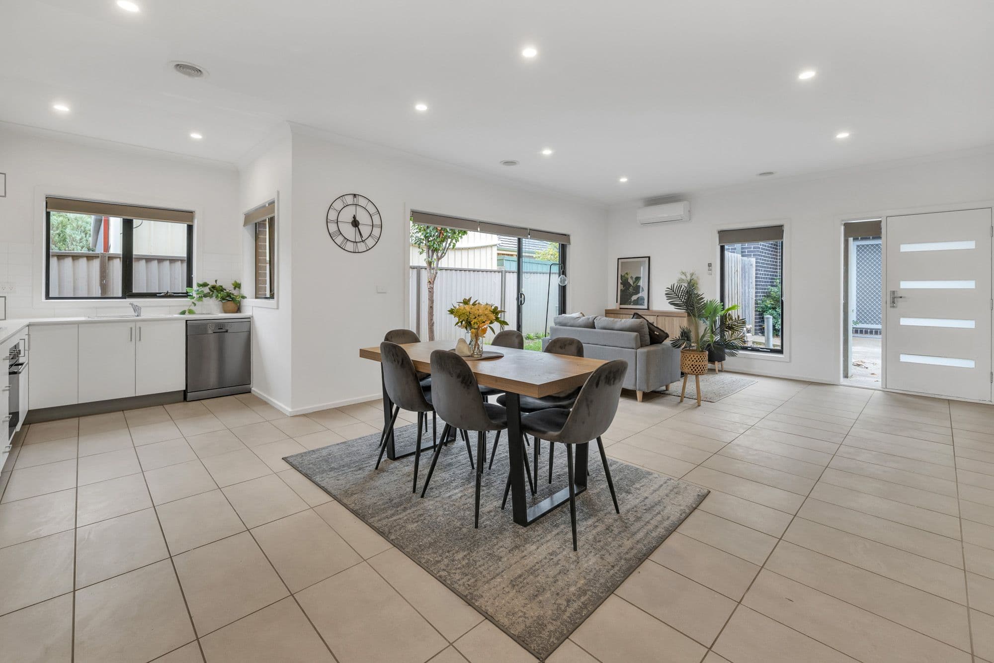 41 Latham Street, Werribee VIC 3030, Werribee - Thumbnail 3