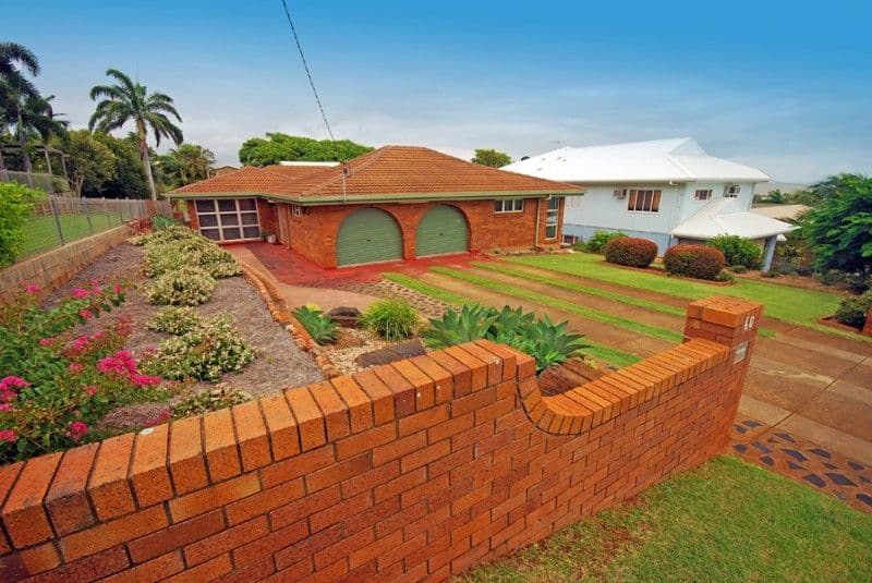 60 Poinciana Avenue, YEPPOON QLD 4703, Yeppoon - Thumbnail 2