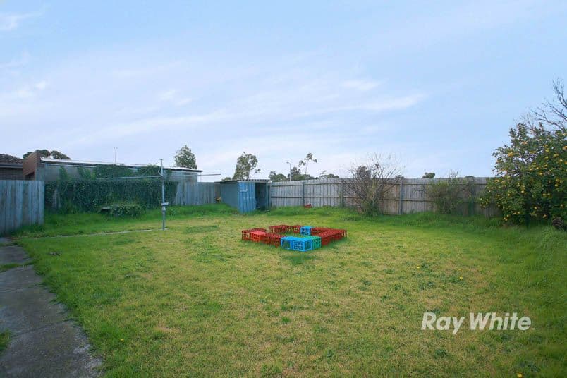 35 Bundeena Street, KEYSBOROUGH VIC 3173, Keysborough - Thumbnail 2