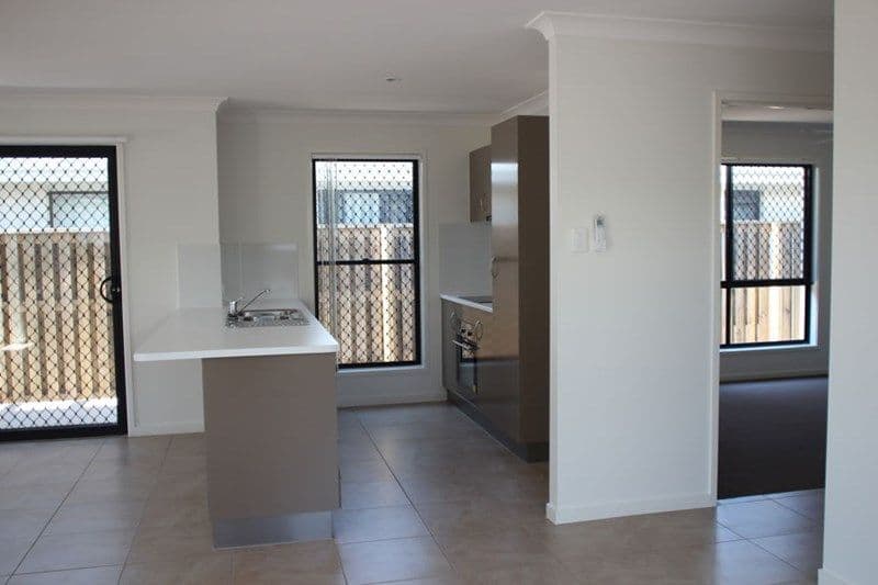 9 Esperance Avenue, Blacks Beach QLD 4740, Blacks Beach - Thumbnail 2