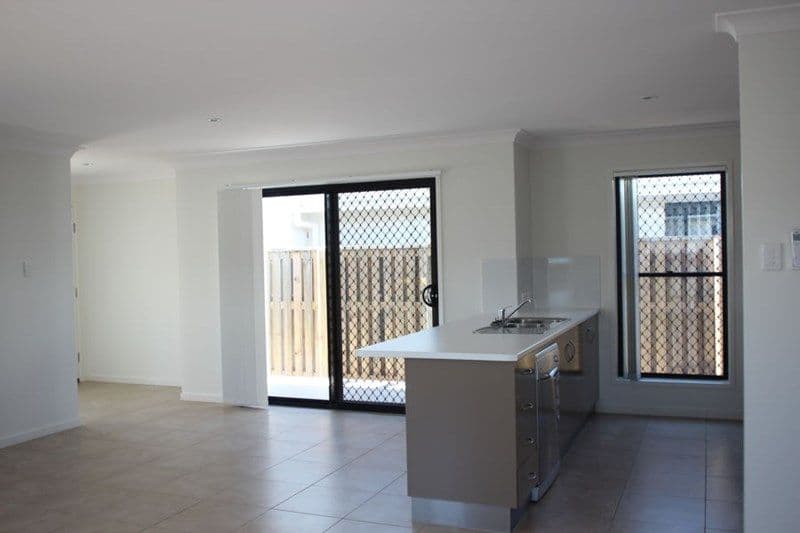 9 Esperance Avenue, Blacks Beach QLD 4740, Blacks Beach - Thumbnail 4