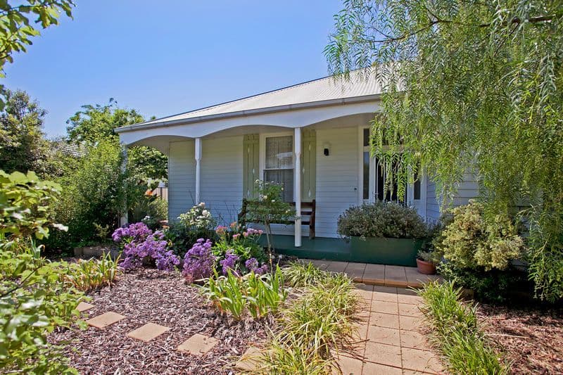 11 Francis Street, BELMONT VIC 3216, Belmont - Thumbnail 2
