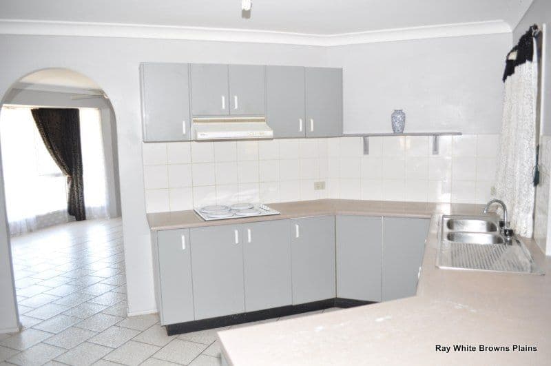 6 Piper Court, BORONIA HEIGHTS QLD 4124, Boronia Heights - Thumbnail 4