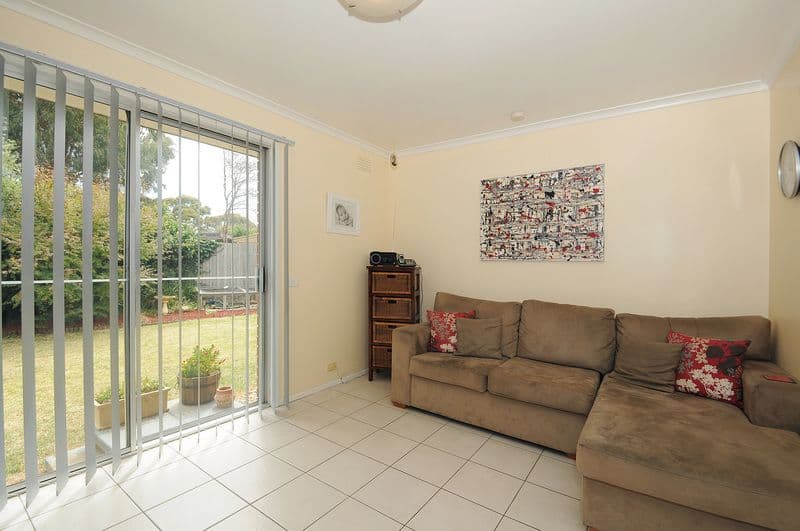 11 Shearwater Court, MORNINGTON VIC 3931, Mornington - Thumbnail 3