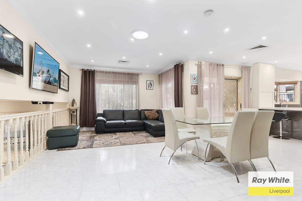 4 Cusack Avenue, Casula - Thumbnail 4